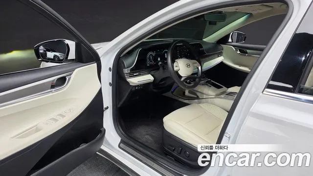 Hyundai Grandeur — Фото автомобиля 10