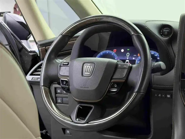 Toyota Vellfire — Фото автомобиля 13