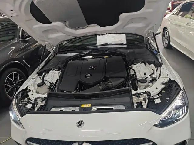 Mercedes-Benz C-Class — Фото автомобиля 19