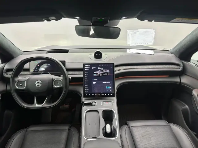 Nio ES6 — Фото автомобиля 13