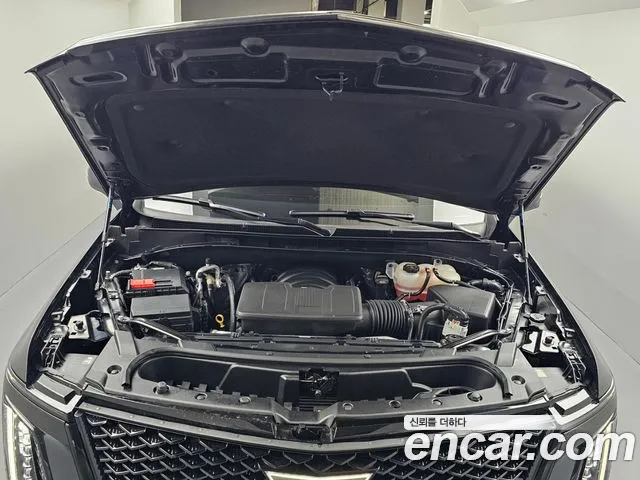 Cadillac Escalade 5th Gen — Фото автомобиля 6