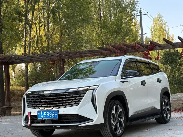 Geely Boyue L — Фото автомобиля 3