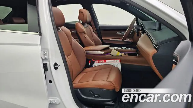 Genesis GV70 — Фото автомобиля 16