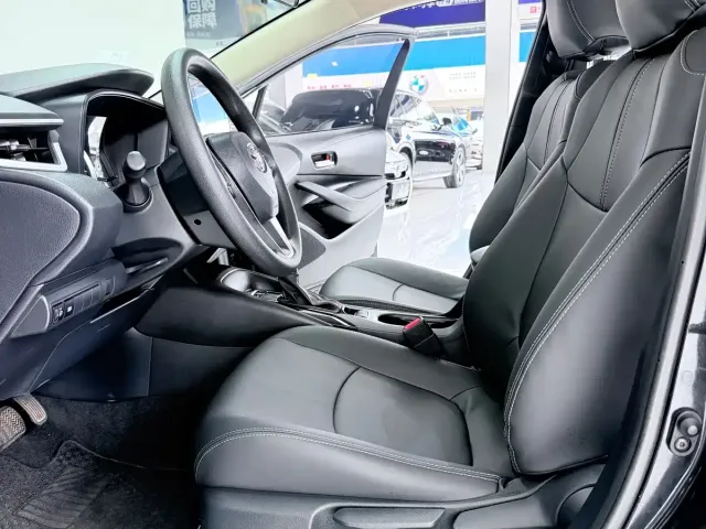Toyota Corolla — Фото автомобиля 4