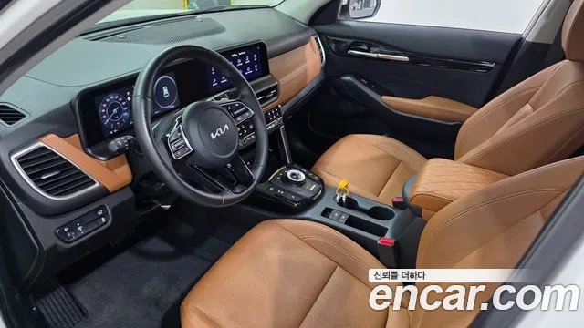 Kia Seltos Новый Seltos Бензин 2.0 2WD — Фото автомобиля 11