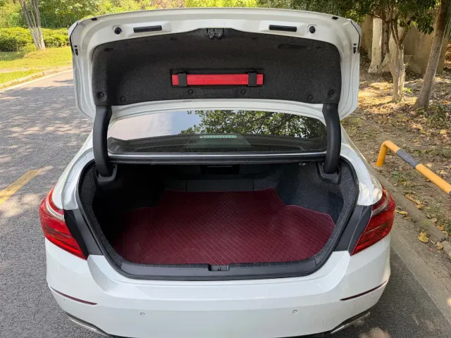 Honda Inspire — Фото автомобиля 12