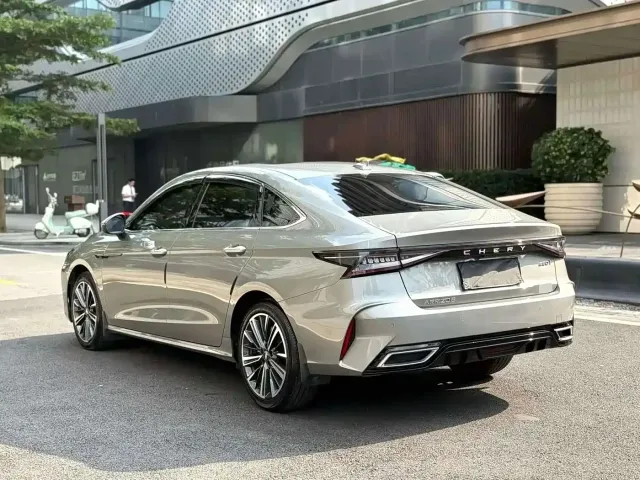 Chery Arrizo 8 — Фото автомобиля 7