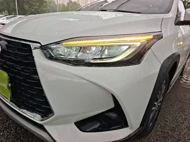 Toyota YARiS L Zhi Xuan — Фото автомобиля 23