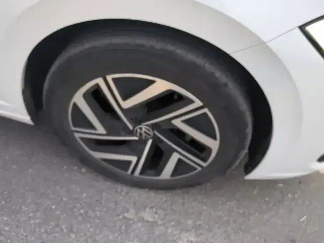 Volkswagen Sagitar — Фото автомобиля 6