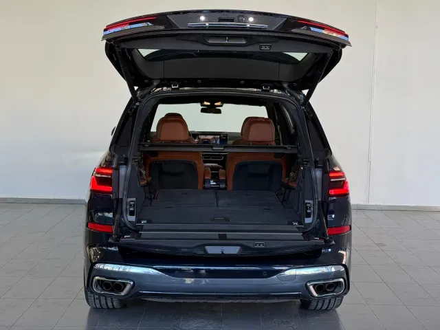 BMW X7 — Фото автомобиля 5
