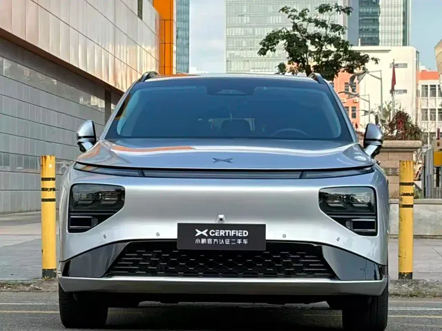 Xpeng G9 — Фото автомобиля 2