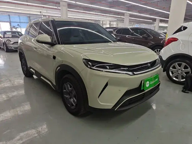 BYD Yuan UP — Фото автомобиля 3