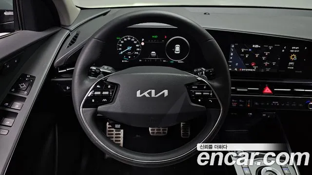 Kia Niro The All New Niro Signature — Фото автомобиля 11
