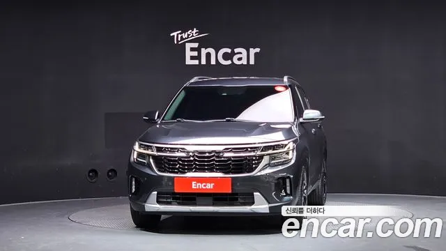 Kia Seltos Новый Seltos Бензин 2.0 2WD — Фото автомобиля 3
