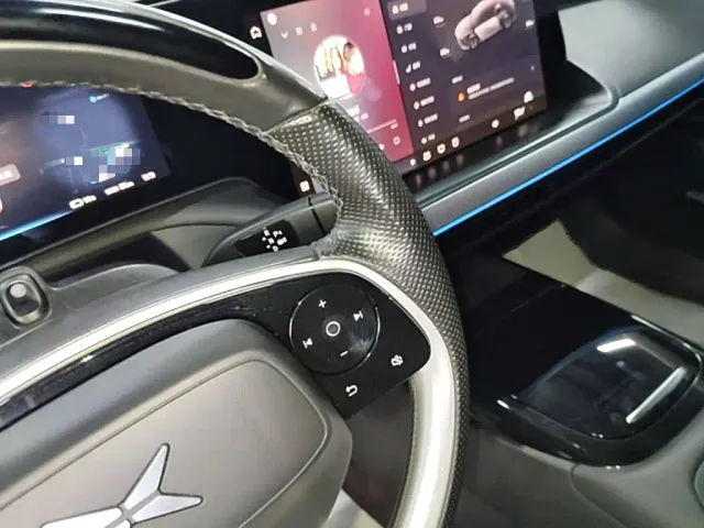 Xpeng P7 — Фото автомобиля 13