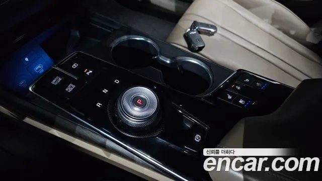Kia K8 K8 Hybrid — Фото автомобиля 12