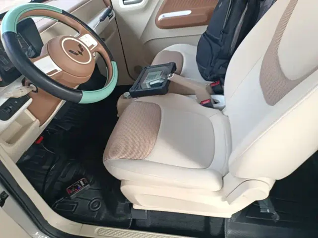 Wuling Hongguang Mini EV — Фото автомобиля 14