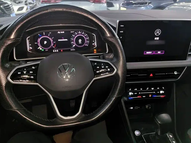 Volkswagen Tiguan L PHEV — Фото автомобиля 9