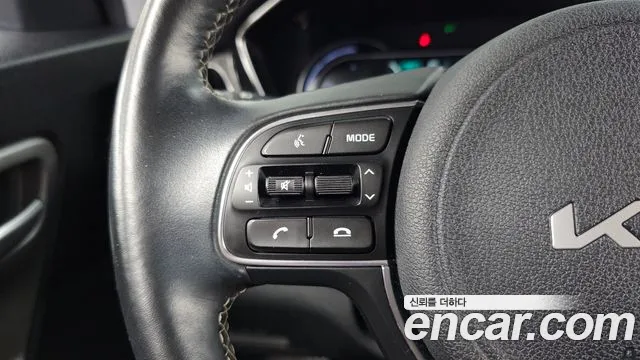 Kia Niro Niro Plus Air — Фото автомобиля 30