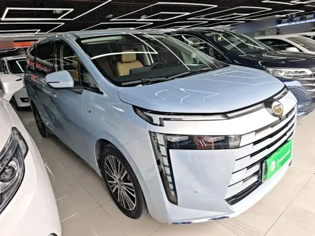 GAC Trumpchi E8 — Фото автомобиля 3