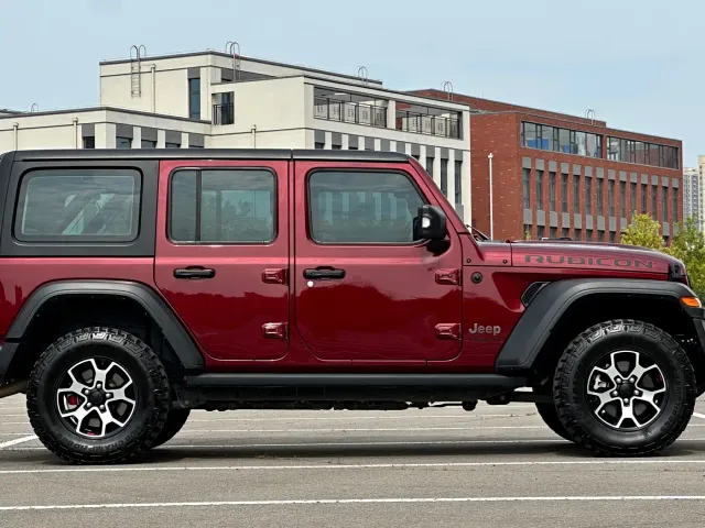 Jeep Wrangler — Фото автомобиля 5