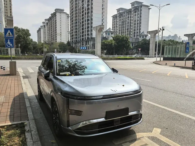 Wuling Starlight L — Фото автомобиля 3