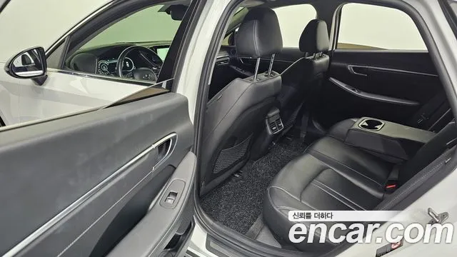 Hyundai Sonata Sonata (DN8) 1.6 Turbo — Фото автомобиля 11