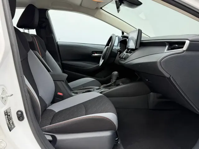 Toyota Corolla — Фото автомобиля 11