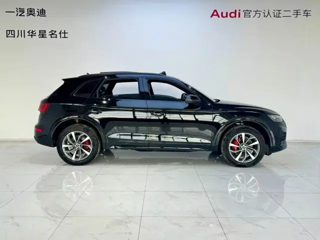 Audi Q5L — Фото автомобиля 3