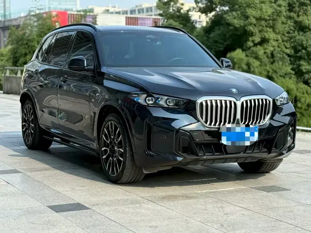 BMW X5 — Фото автомобиля 3