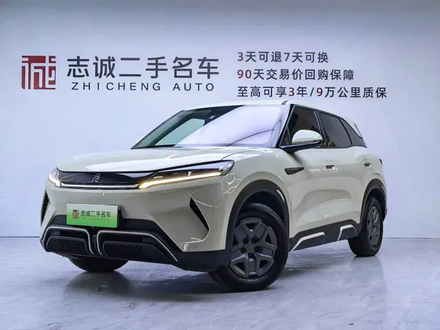 Фотография автомобиля — BYD Yuan UP