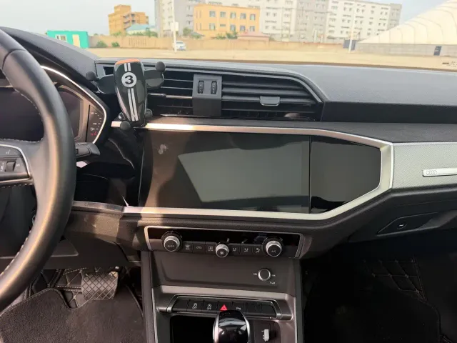 Audi Q3 — Фото автомобиля 11