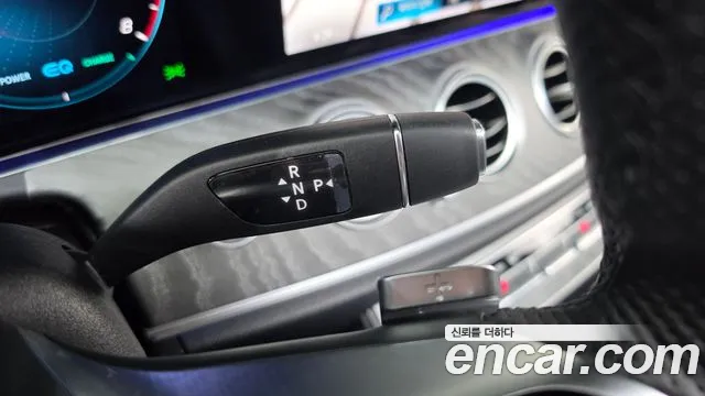 Mercedes-Benz E-Class W213 — Фото автомобиля 12
