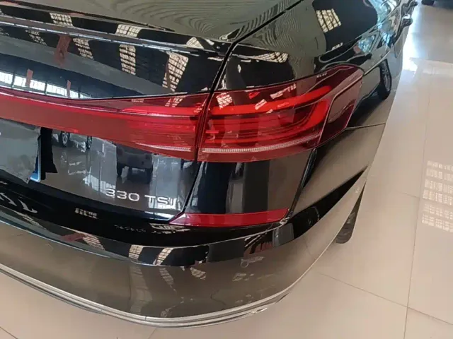 Volkswagen Passat — Фото автомобиля 7