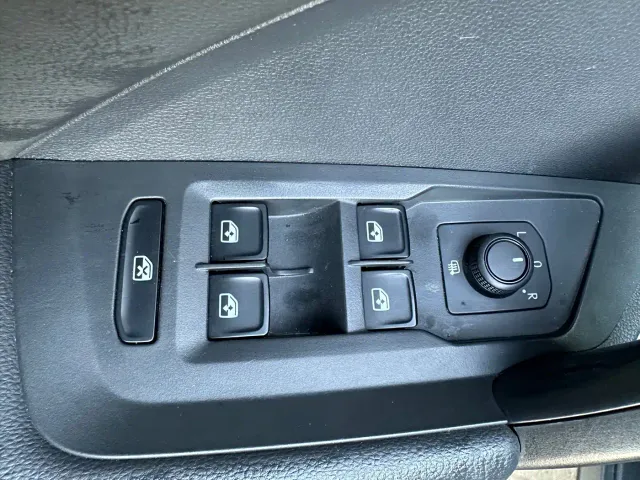 Volkswagen Tharu — Фото автомобиля 11