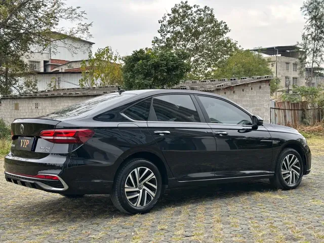 Volkswagen Lavida — Фото автомобиля 6