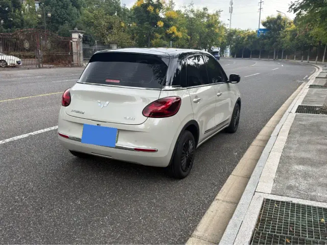 Wuling Bingo — Фото автомобиля 11