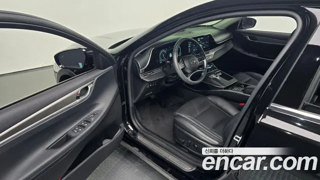 Hyundai Grandeur — Фото автомобиля 11