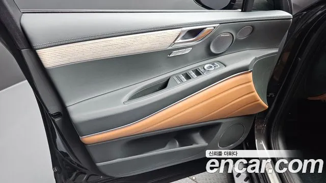 Genesis GV80 2.5T Бензин AWD — Фото автомобиля 17