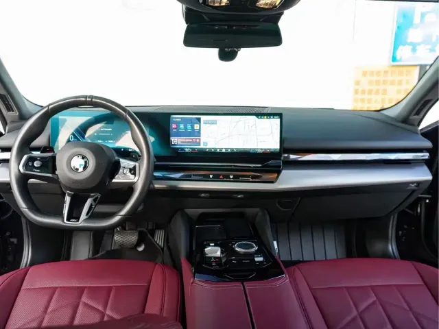 BMW 5 Series — Фото автомобиля 13
