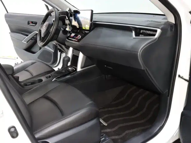 Toyota Corolla Cross — Фото автомобиля 8