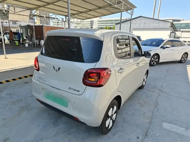 Wuling Hongguang Mini EV — Фото автомобиля 6