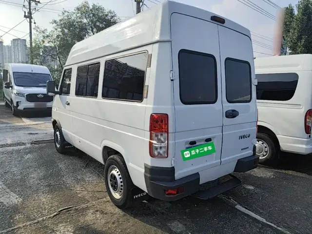 Iveco Daily — Фото автомобиля 4