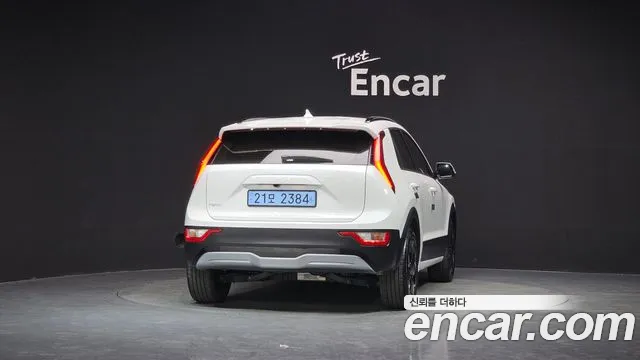 Kia Niro Niro (New) — Фото автомобиля 4