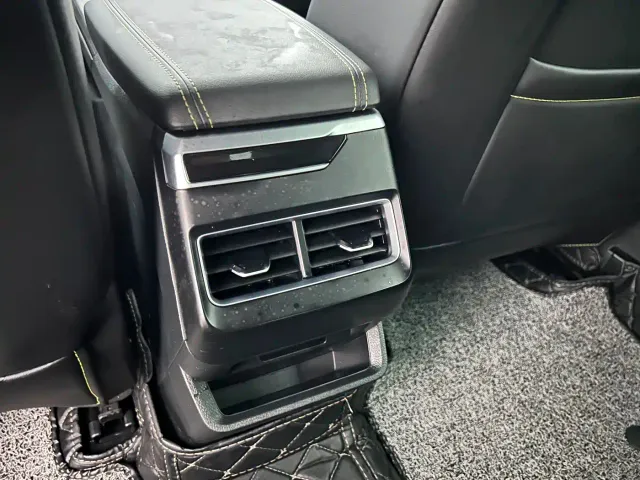 Changan Eado — Фото автомобиля 14