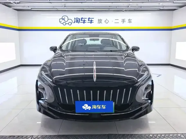Hongqi E-QM5 — Фото автомобиля 2