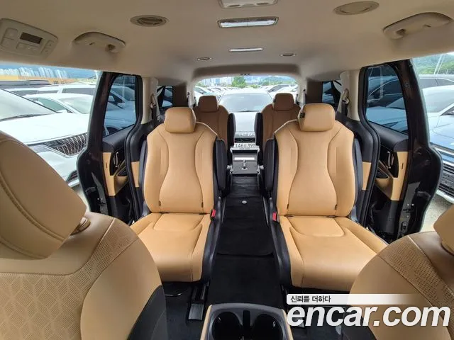 Kia Canival Carnival 4 поколение Дизель 9 мест Prestige — Фото автомобиля 11