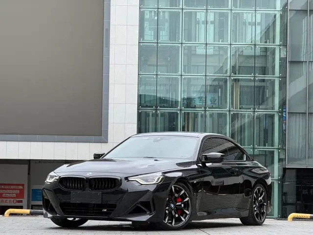 Фотография автомобиля — BMW M240i