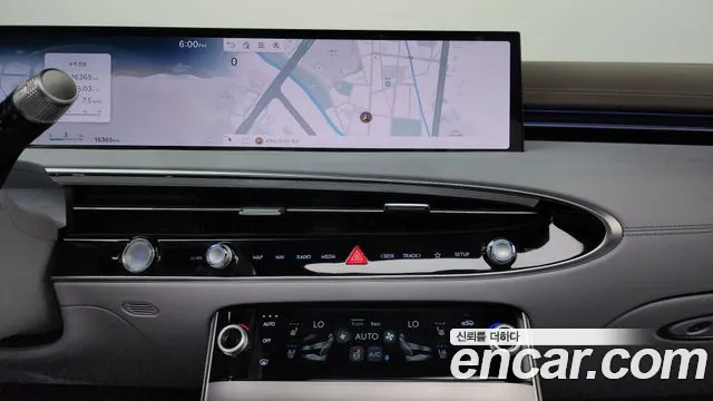 Genesis GV70 — Фото автомобиля 13