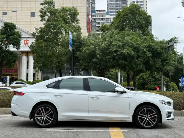 Geely Xingrui — Фото автомобиля 7